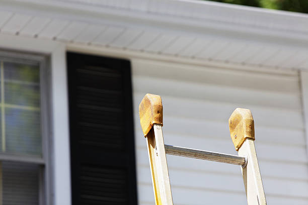 How To Choose The Right Materials for Your Siding Installation in 'Northlake, IL